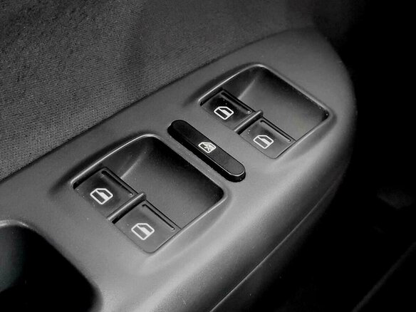 2012 Skoda Octavia II (A5) Рестайлинг, бежевый, 605000 рублей - вид 9