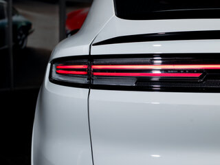 2026 Porsche Cayenne Coupé III Рестайлинг, серый, 24200000 рублей, вид 5