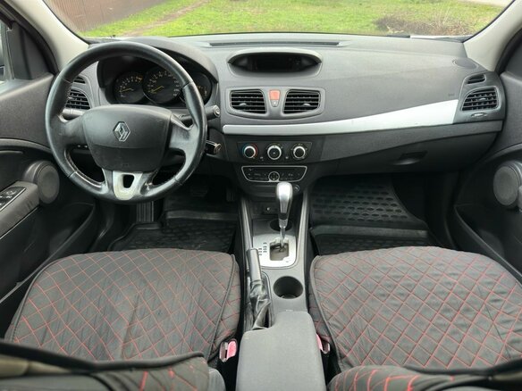 2011 Renault Fluence I, серебристый - вид 8