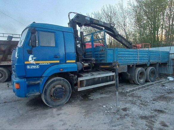 2008 КамАЗ 65117, голубой, 2300000 рублей - вид 5