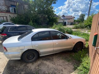 2000 Mitsubishi Galant VIII Рестайлинг, серый, 135000 рублей, вид 3