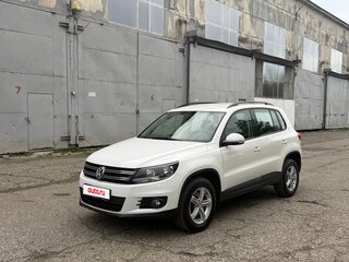 2012 Volkswagen Tiguan I Рестайлинг, белый, 990000 рублей, вид 1