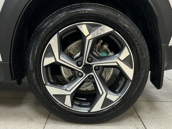 2023 Geely Atlas II, серый, 2560000 рублей - вид 8