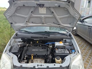 2010 Chevrolet Aveo I Рестайлинг, серебристый, 350000 рублей, вид 4