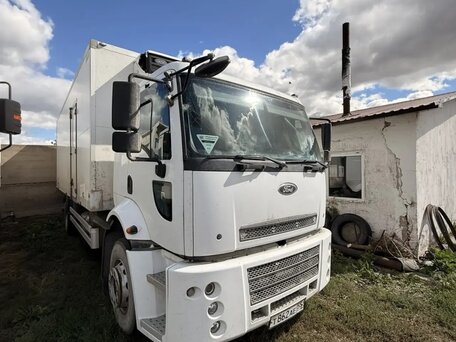 2013 Ford Cargo 18xx, белый, 2000000 рублей, вид 4