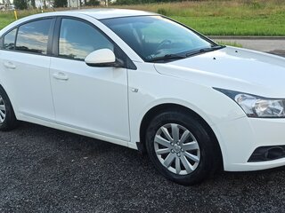 2012 Chevrolet Cruze I, белый, 650000 рублей, вид 3