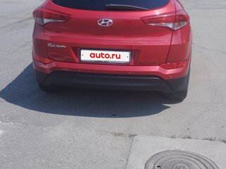 2016 Hyundai Tucson III, красный, 1600000 рублей, вид 3