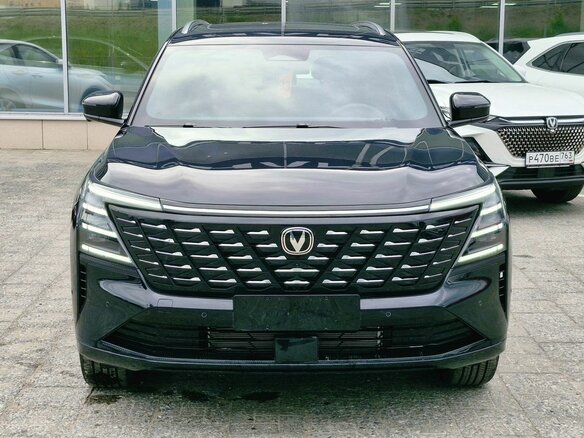 2025 Changan CS75 Plus IV, чёрный - вид 1