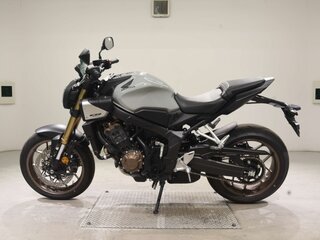 2024 Honda CB 650R, серебристый, 930000 рублей, вид 5