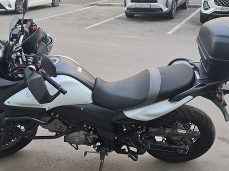 2016 Suzuki V-Strom DL 650, белый, 605000 рублей, вид 2