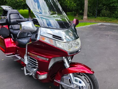 1999 Honda GL 1500 Gold Wing, красный, 550000 рублей, вид 5