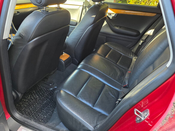 2005 Audi A4 II (B6), пурпурный - вид 15