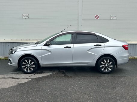 2017 Lada (ВАЗ) Vesta I, серебристый, 685000 рублей, вид 4