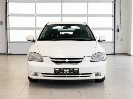 2011 Chevrolet Lacetti I, белый, 450000 рублей, вид 2