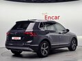 2020 Volkswagen Tiguan II Рестайлинг, серый, 2198000 рублей - вид 1