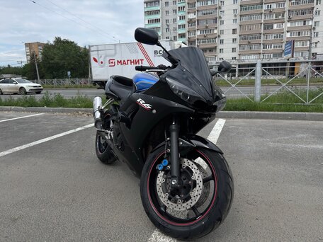 2005 Yamaha YZF-R6, чёрный, 450000 рублей, вид 3