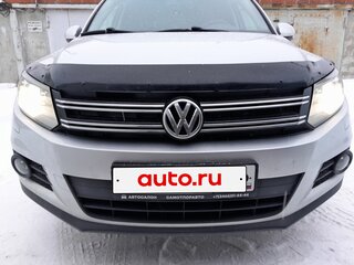 2016 Volkswagen Tiguan I Рестайлинг, серебристый, 1650000 рублей, вид 1
