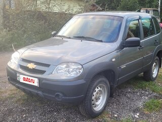 2017 Chevrolet Niva I Рестайлинг, серый, 845495 рублей, вид 1