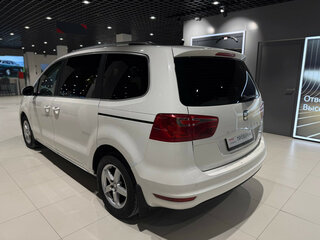 2011 SEAT Alhambra II, белый, 1098000 рублей, вид 4