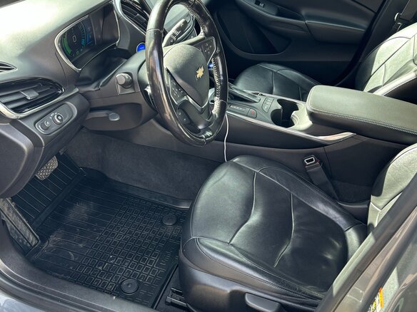2018 Chevrolet Volt II, серый, 1650000 рублей - вид 8