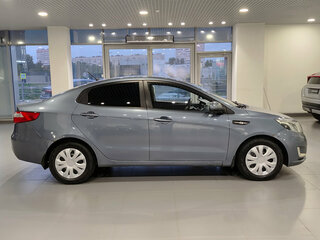 2013 Kia Rio III, голубой, 497000 рублей, вид 4