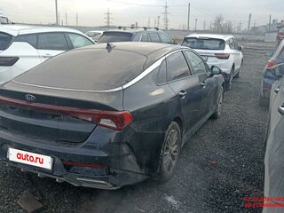 2021 Kia K5 III, чёрный, 1742000 рублей, вид 4