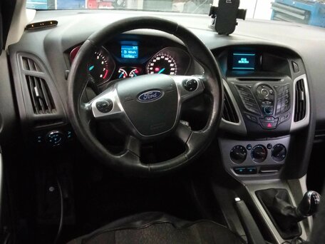 2014 Ford Focus III, синий, 699000 рублей, вид 5