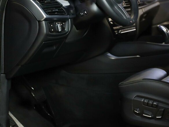 2018 BMW X6 40d II (F16), чёрный, 3649000 рублей - вид 9
