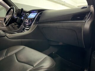 2018 Cadillac Escalade IV, серый, 6900000 рублей, вид 5