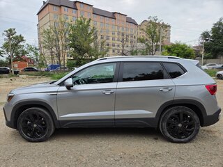 2022 Volkswagen Taos I, серый, 2020000 рублей, вид 4