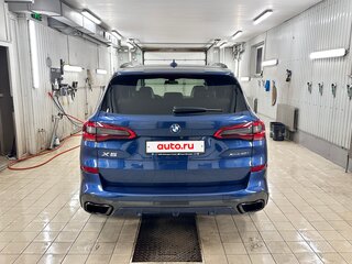 2019 BMW X5 40i IV (G05/G18), синий, 4550000 рублей, вид 4