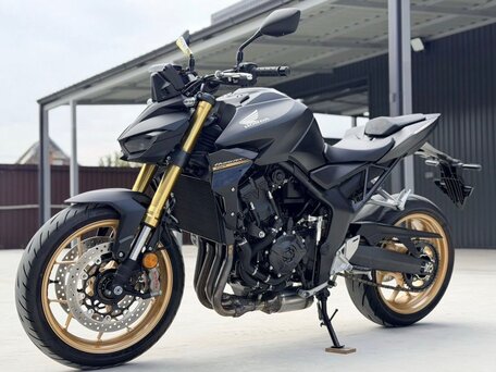 2025 Honda CB 1000 Hornet, чёрный, 1350000 рублей, вид 2