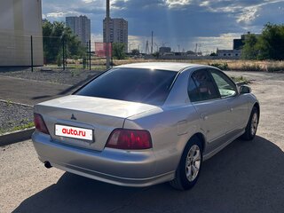 2002 Mitsubishi Galant VIII Рестайлинг, серебристый, 330000 рублей, вид 4