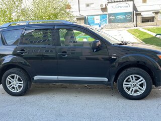 2007 Mitsubishi Outlander II, чёрный, 1320000 рублей, вид 4