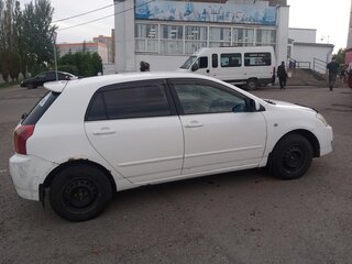 2004 Toyota Allex I Рестайлинг 2, белый, 485000 рублей, вид 2