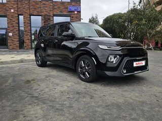 2020 Kia Soul III, чёрный, 2000000 рублей, вид 4