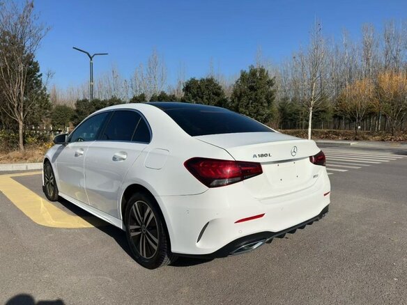 2020 Mercedes-Benz A-Класс 180 Long IV (W177), белый, 1630000 рублей - вид 5