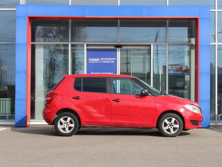 2011 Skoda Fabia II Рестайлинг, красный, 230000 рублей, вид 4