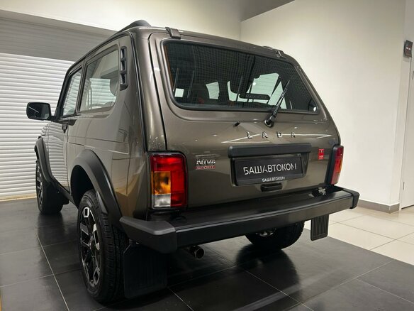 2025 Lada (ВАЗ) Niva Legend Sport I, коричневый, 1754000 рублей - вид 11