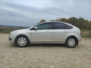 2008 Ford Focus II Рестайлинг, серебристый, 545000 рублей, вид 2