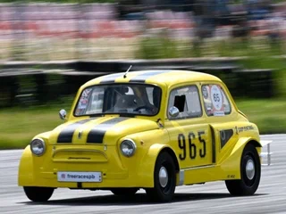 1966 ЗАЗ 965, жёлтый, 5000000 рублей, вид 1