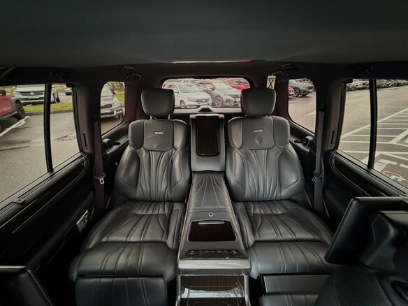 2018 Lexus LX 570 III Рестайлинг 2, синий, 7145000 рублей - вид 26