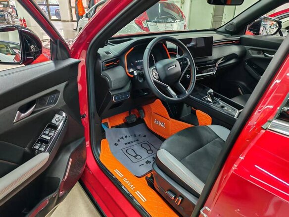 2022 Haval Chitu, красный, 1045000 рублей - вид 7