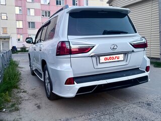 2010 Lexus LX 570 III, белый, 3850000 рублей, вид 4