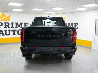2026 Ram 1500 Crew Cab V Рестайлинг, чёрный, 10499000 рублей, вид 5