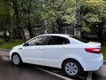 2014 Kia Rio 4-speed III, белый - вид 3
