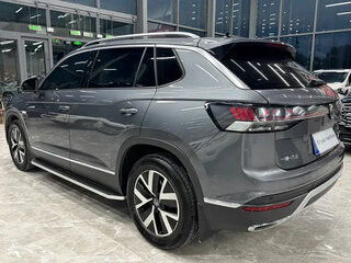 2023 Volkswagen Tayron I Рестайлинг, серый, 2100017 рублей, вид 4