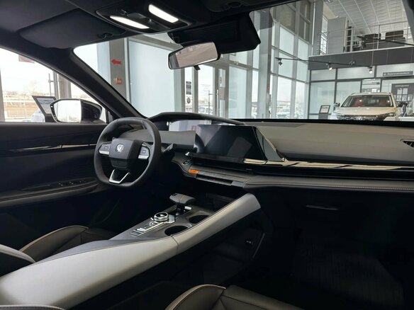 2025 Changan UNI-V I, белый, 3429900 рублей - вид 2