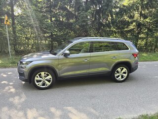 2023 Skoda Kodiaq I Рестайлинг, серый, 3350000 рублей, вид 2