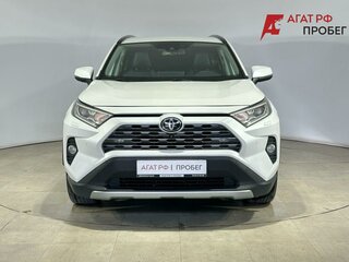 2020 Toyota RAV4 V (XA50), белый, 3725000 рублей, вид 2
